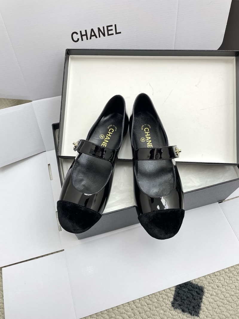 Ch**el flat shoes